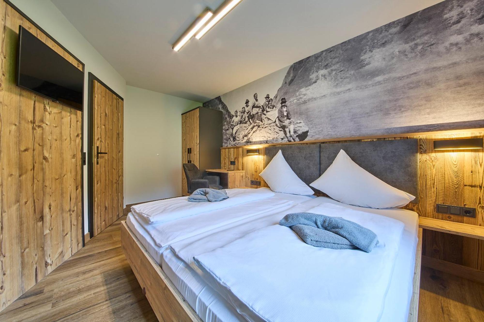Eibinghof Bed & Breakfast & Swim Saalbach-Hinterglemm Exterior photo
