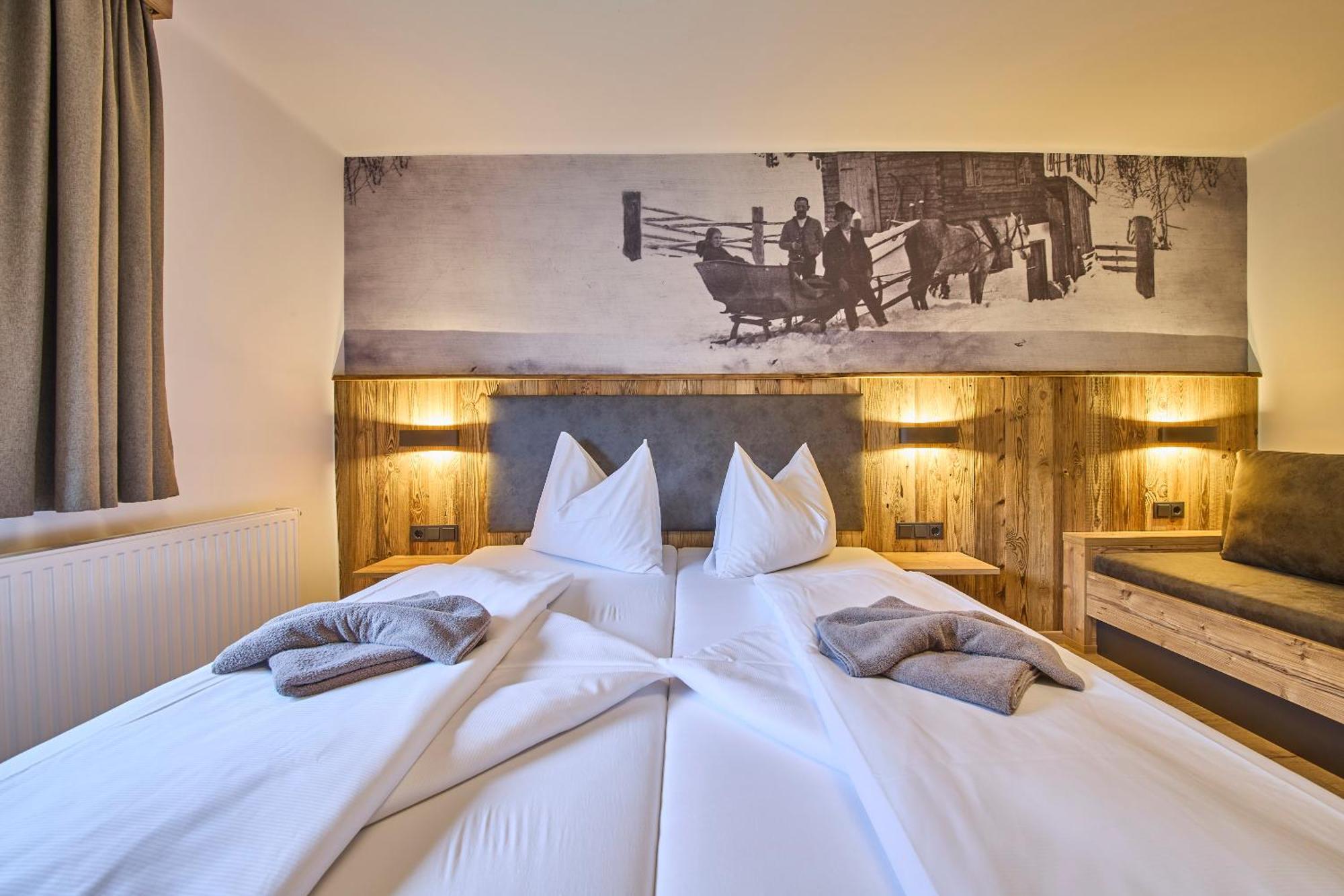 Eibinghof Bed & Breakfast & Swim Saalbach-Hinterglemm Exterior photo